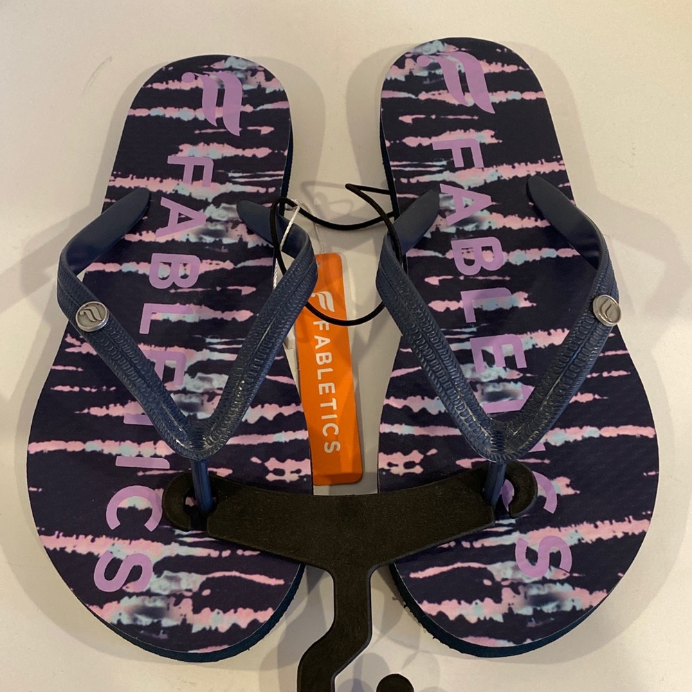 Fabletics Flip Flops Women's Sandals Size 6 Blue